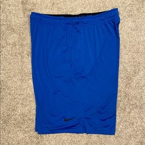 Nike Training Shorts, Men’s XL - never worn!